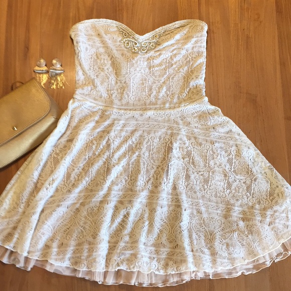 Free People Dresses & Skirts - Free People Ivory strapless dress